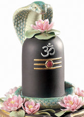 Lingam Figurine, Golden Luster